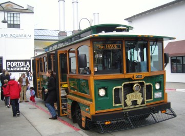 MST_Trolley_Monterey_California